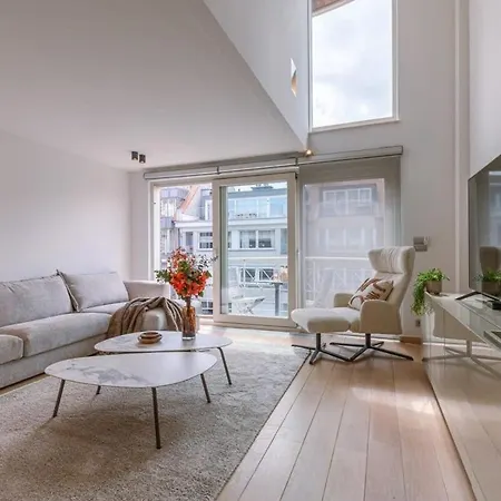 Huswell - Lovely And Open On Prime Location * Knokke-Heist