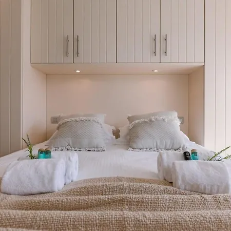 Apartment Huswell - Lovely And Open On Prime Location