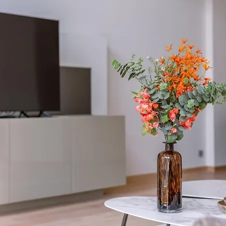 Huswell - Lovely And Open On Prime Location Apartment *